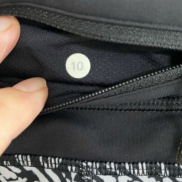 Lululemon Train Times Crop Leggings Women Size 10 - Picture 7 of 9